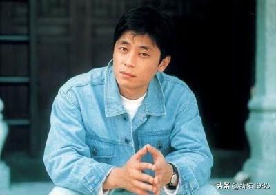 为什么98年的王杰和2000年的王杰变化那么大？